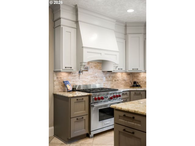 10019 Se TERRA LINDA Ct, Happy Valley, OR 97086