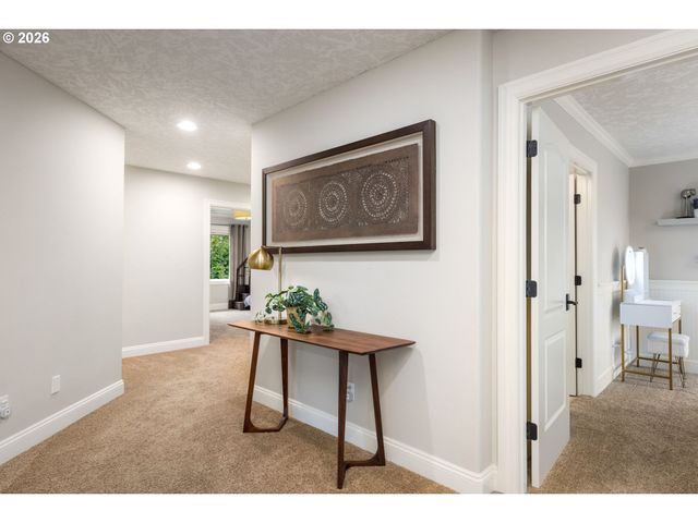 10019 Se TERRA LINDA Ct, Happy Valley, OR 97086
