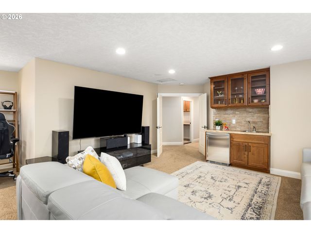 10019 Se TERRA LINDA Ct, Happy Valley, OR 97086