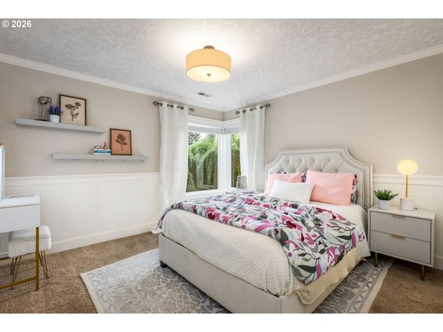 10019 Se TERRA LINDA Ct, Happy Valley, OR 97086