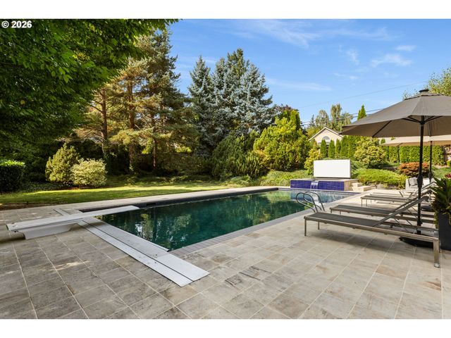 10019 Se TERRA LINDA Ct, Happy Valley, OR 97086