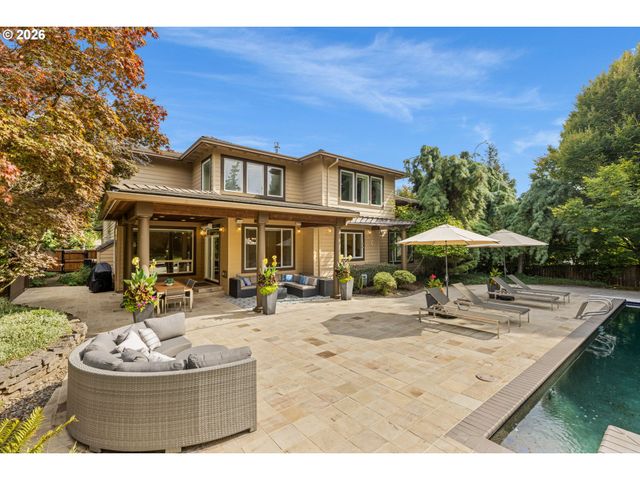 10019 Se TERRA LINDA Ct, Happy Valley, OR 97086