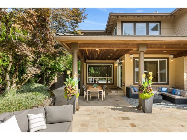 10019 Se TERRA LINDA Ct, Happy Valley, OR 97086