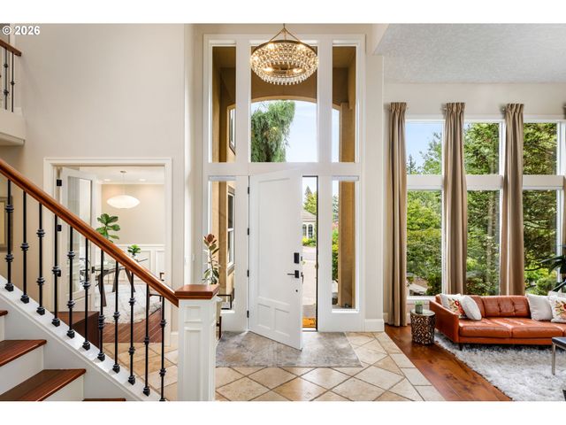10019 Se TERRA LINDA Ct, Happy Valley, OR 97086