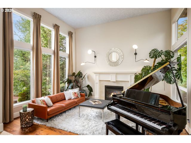 10019 Se TERRA LINDA Ct, Happy Valley, OR 97086