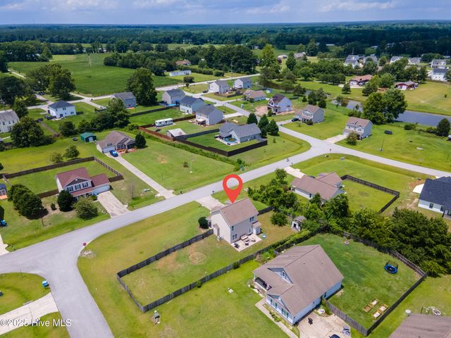 203 Mccain Street, Beulaville, NC 28518