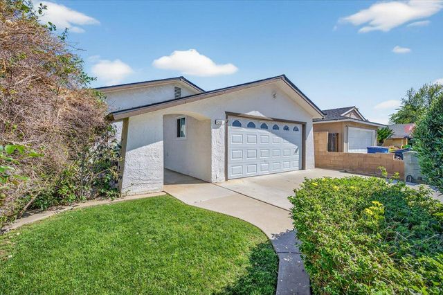 4360 W Avalon Avenue, Fresno, CA 93722