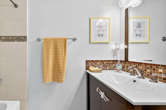 4360 W Avalon Avenue, Fresno, CA 93722