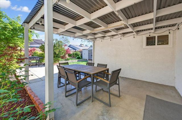 4360 W Avalon Avenue, Fresno, CA 93722