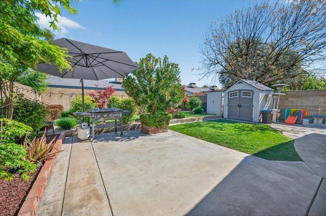 4360 W Avalon Avenue, Fresno, CA 93722