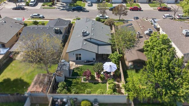 4360 W Avalon Avenue, Fresno, CA 93722