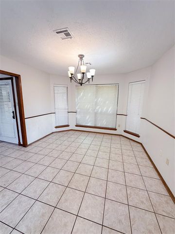 7208 NW Willow Creek, Lawton, OK 73505