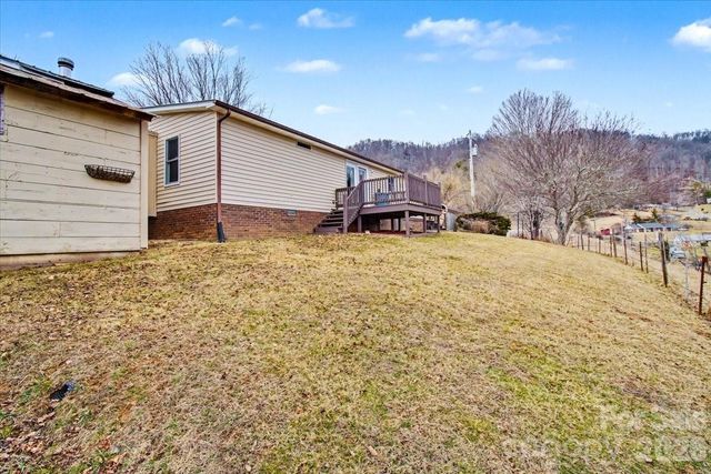 170 Styles Road, Burnsville, NC 28714