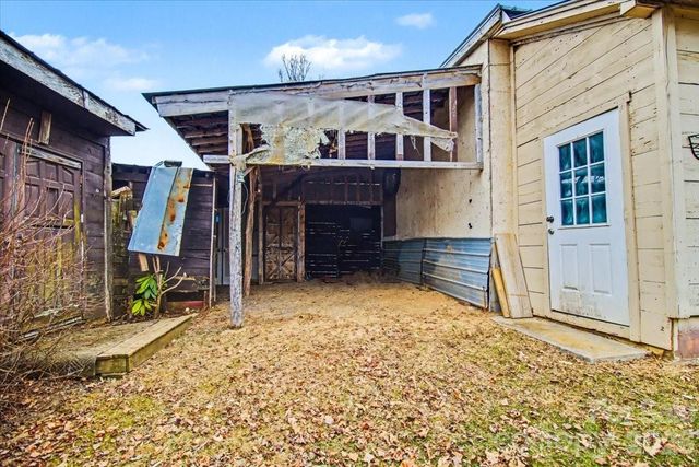 170 Styles Road, Burnsville, NC 28714