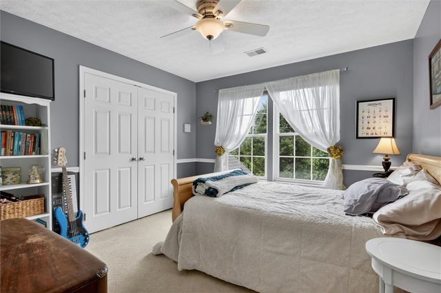 8909 Bella Danyelle Ct, South Fayette, PA 15017