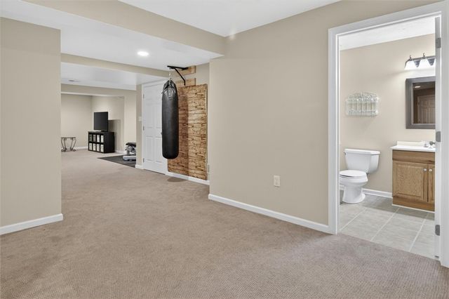 8909 Bella Danyelle Ct, South Fayette, PA 15017