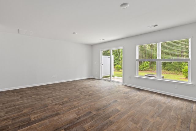 207 Cozy Brook Court, Summerville, SC 29486