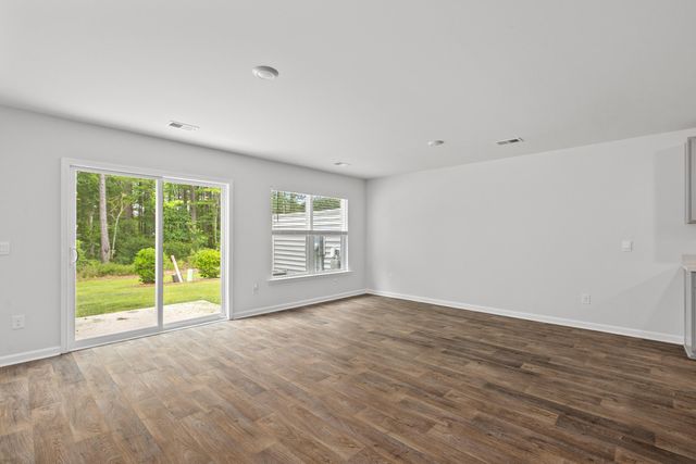 207 Cozy Brook Court, Summerville, SC 29486
