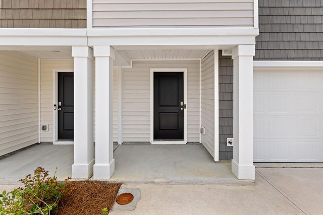 207 Cozy Brook Court, Summerville, SC 29486