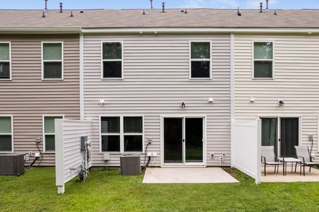 207 Cozy Brook Court, Summerville, SC 29486