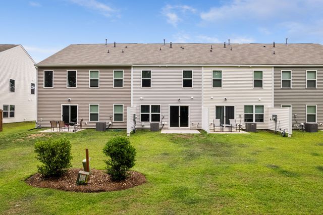 207 Cozy Brook Court, Summerville, SC 29486