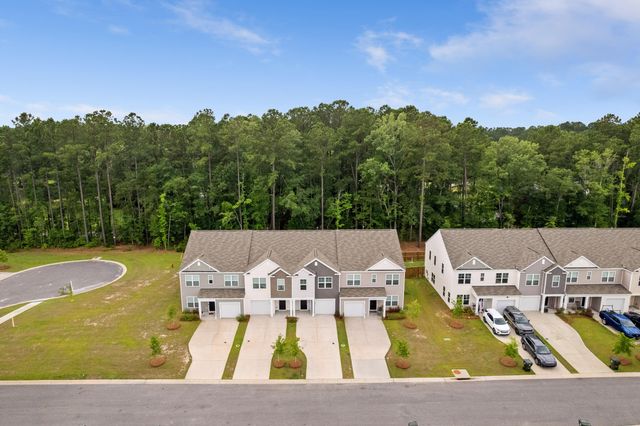 207 Cozy Brook Court, Summerville, SC 29486