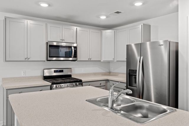 207 Cozy Brook Court, Summerville, SC 29486