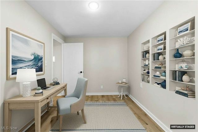 8 Shawondassee Drive, Timberlake, OH 44095