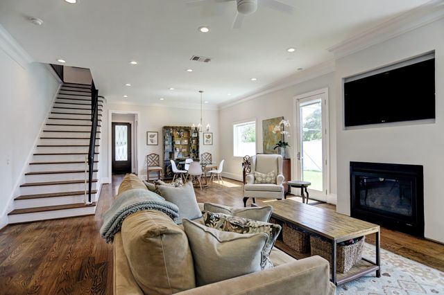 1632 Potomac Drive, Houston, TX 77057