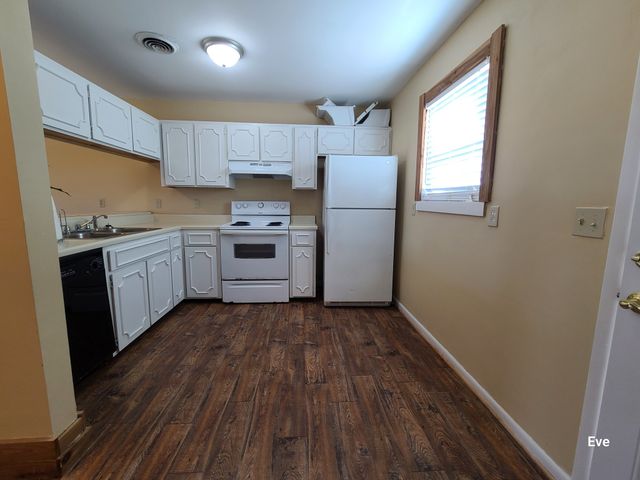 1519 Meadow Bend Dr, Madison, TN 37115