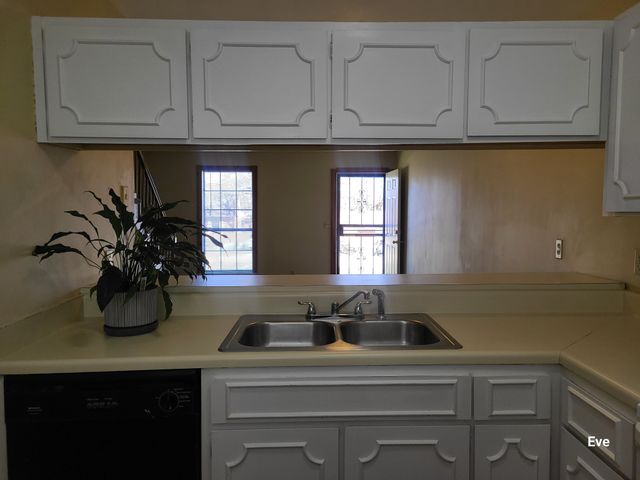 1519 Meadow Bend Dr, Madison, TN 37115