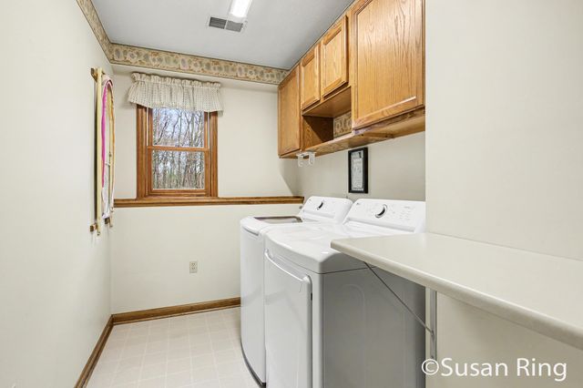 8591 Fowler Court Ne, Courtland Twp, MI 49341