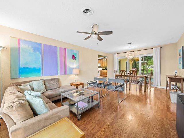 1320 SW 55th Avenue, Plantation, FL 33317