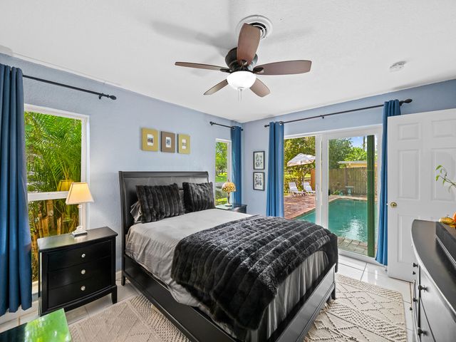 1320 SW 55th Avenue, Plantation, FL 33317