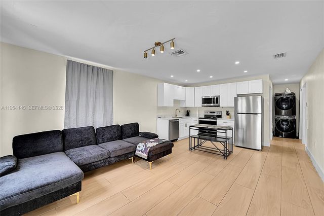 1520 NW 3rd Avenue, Fort Lauderdale, FL 33311