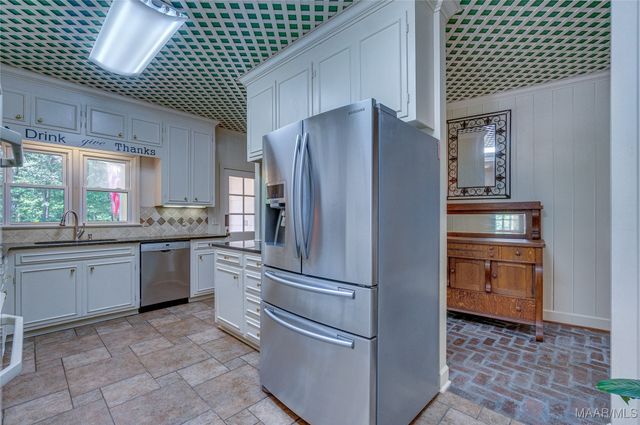 28030 Highway 31 . N, Jemison, AL 35085