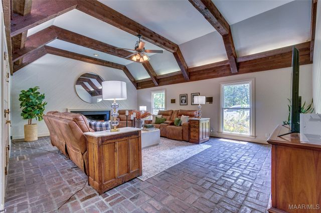 28030 Highway 31 . N, Jemison, AL 35085