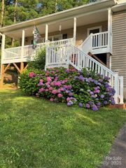 207 Christina Court, Asheville, NC 28806