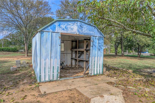 531 Coe Road, Denison, TX 75021