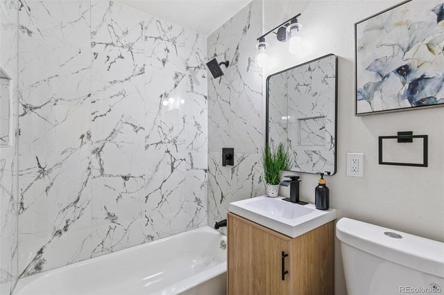 1657 Macon Street, Aurora, CO 80010