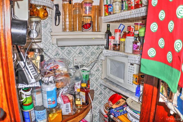 726 N Lincoln Drive, Hancock, MI 49930