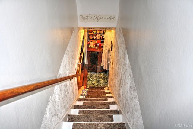 726 N Lincoln Drive, Hancock, MI 49930