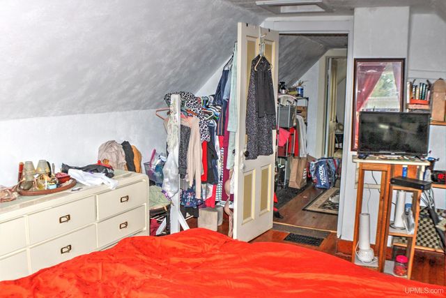 726 N Lincoln Drive, Hancock, MI 49930