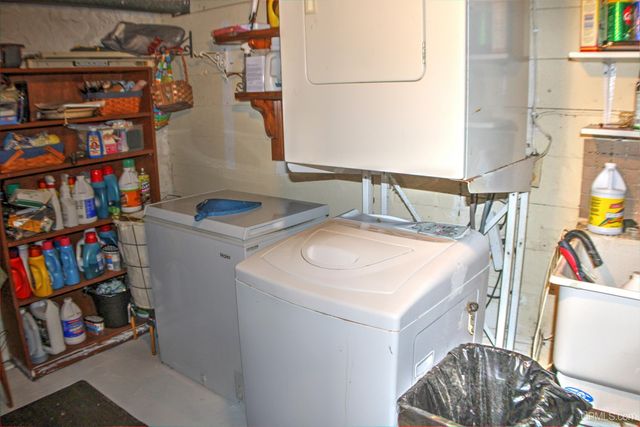 726 N Lincoln Drive, Hancock, MI 49930