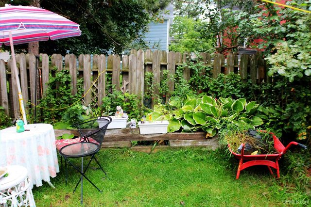 726 N Lincoln Drive, Hancock, MI 49930