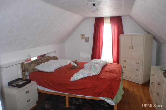 726 N Lincoln Drive, Hancock, MI 49930