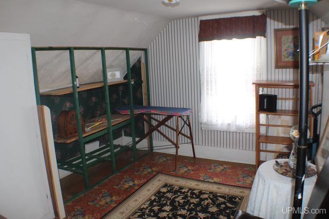 726 N Lincoln Drive, Hancock, MI 49930