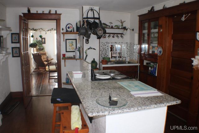 726 N Lincoln Drive, Hancock, MI 49930