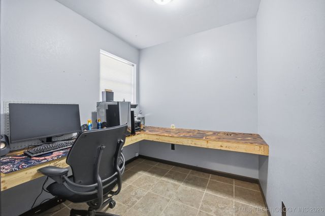366 1000th, Wilburton, OK 74578