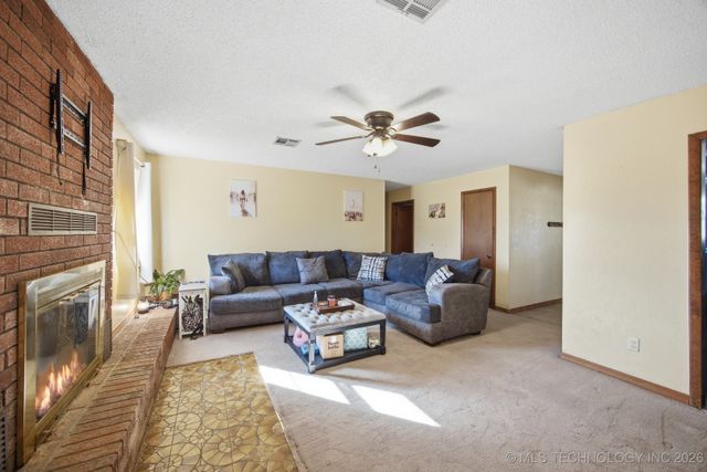 366 1000th, Wilburton, OK 74578
